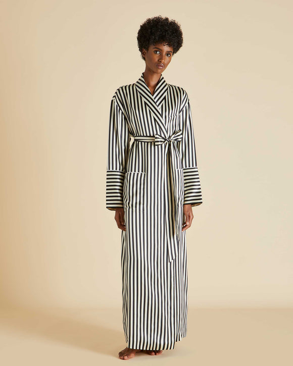 Capability Robe Nika