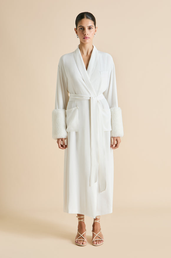 Capability Snow White Robe